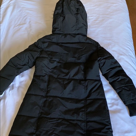 COPY - Canada 🇨🇦 weather gear faux for coat 🧥 - Picture 2 of 15